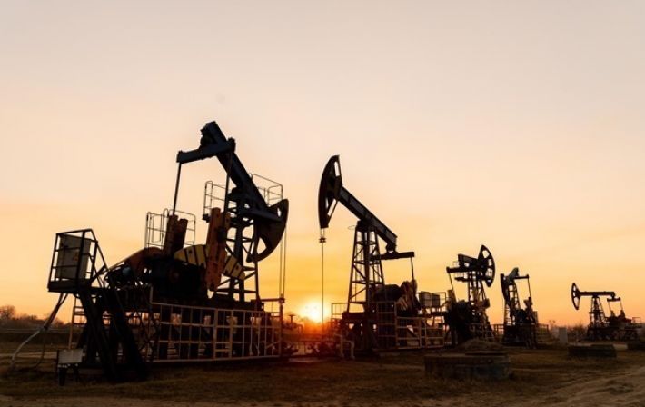 Нефтяные доходы России падают - МЭА