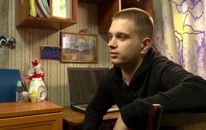Підліток із Маріуполя, який попросив допомоги у Зеленського, вже в Україні (фото)