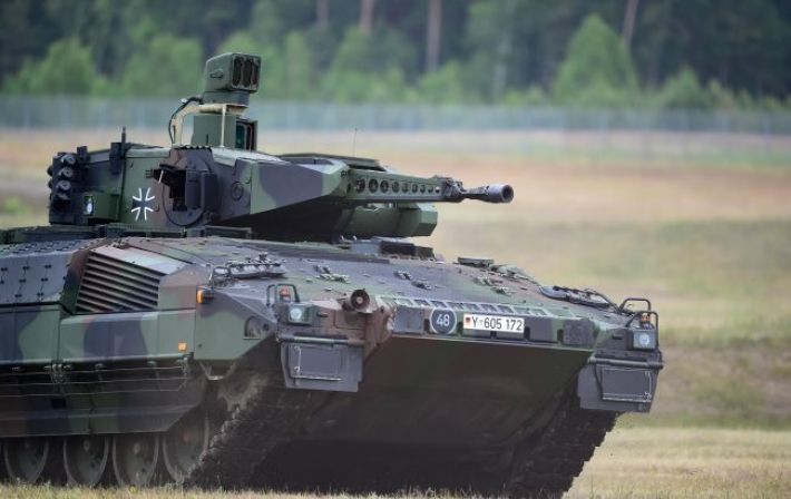 Marder, тягачі і не тільки. Німеччина передала Україні нову військову допомогу