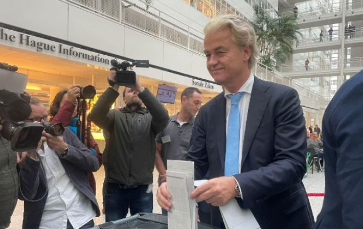 На выборах в Нидерландах побеждают ультраправые. Они против помощи Украине