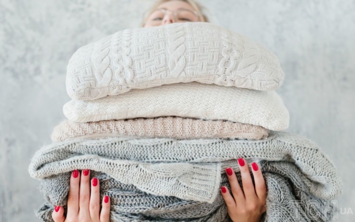 Як врятувати светр, який "сів": кілька важливих рекомендацій щодо догляду за трикотажем