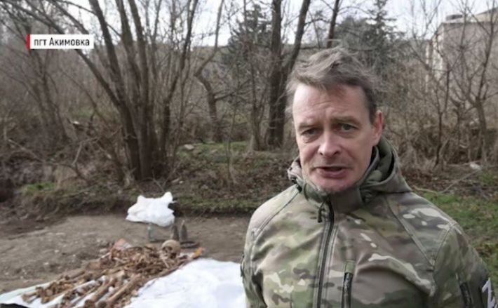 На Мелітопольщині окупанти знову влаштували пропаганду на кістках (відео)
