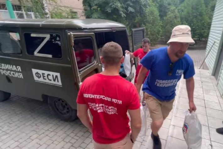 Путин недоволен количеством волонтеров в Мелитополе - Балицкий опять в немилости (фото)