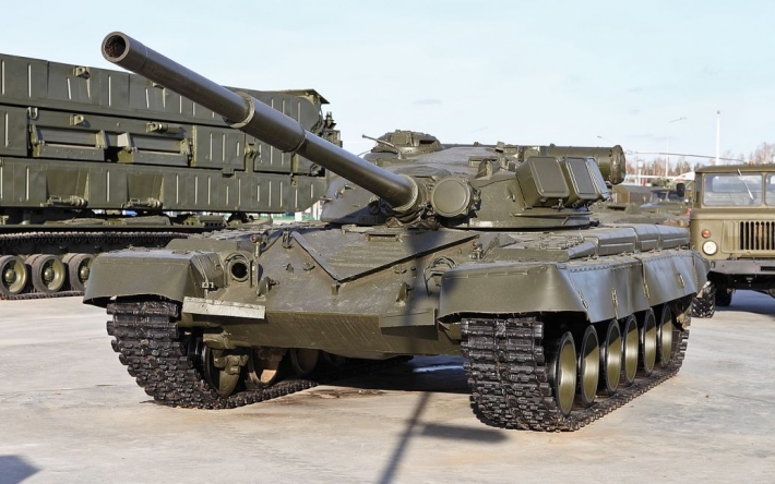 Стало известно, что Россия способна произвести или отремонтировать 100-150 танков в месяц