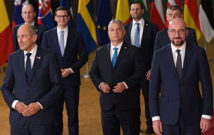 Выступление Зеленского и попытки обуздать Орбана: что происходит на саммите ЕС