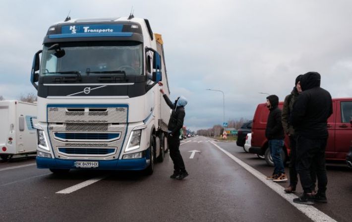 Польские фермеры намерены присоединиться к блокаде пункта пропуска на границе с Украиной