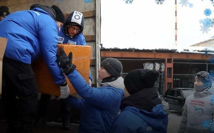 Пришлют двадцать четыре, дойдет - пять: жители Мелитополя массово жалуются на кражу гуманитарки (фото)