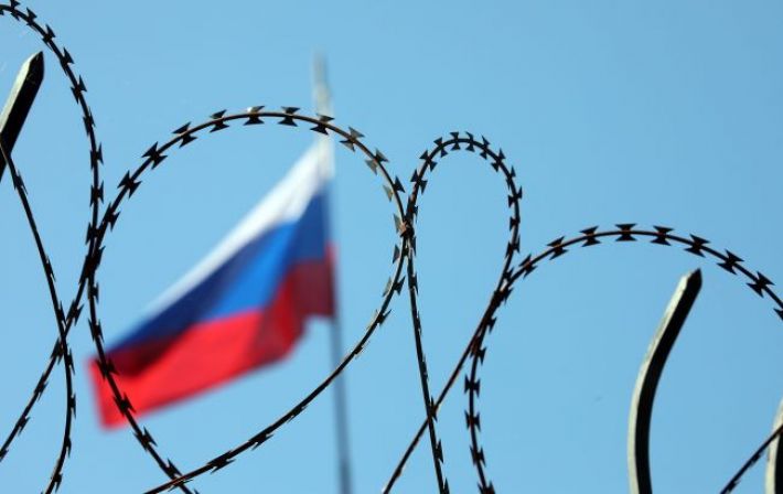 Аванс перед репарациями: FT узнало план передачи Украине арестованных российских активов