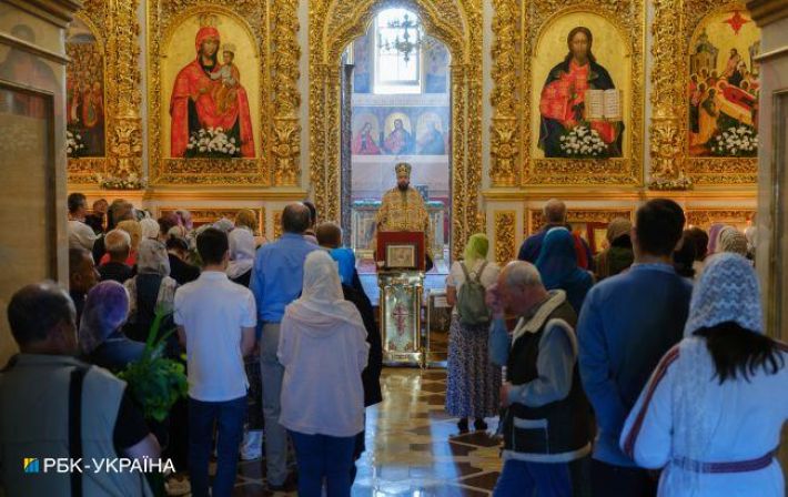 Як війна вплинула на релігійність українців: відповідь соціологів