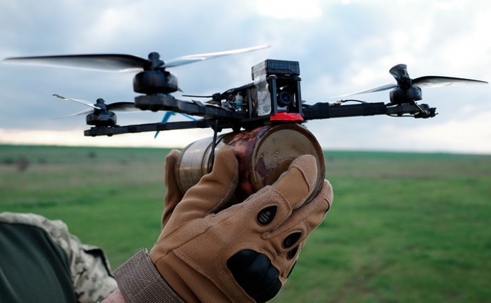 В Запорожской области пограничник уничтожил вражеские дроны (видео)