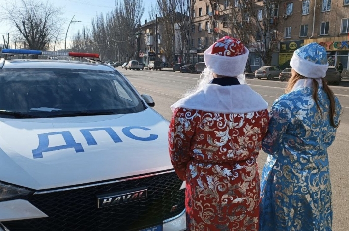 Прикрываясь праздником: в Мелитополе ряженные полицаи устроили 
