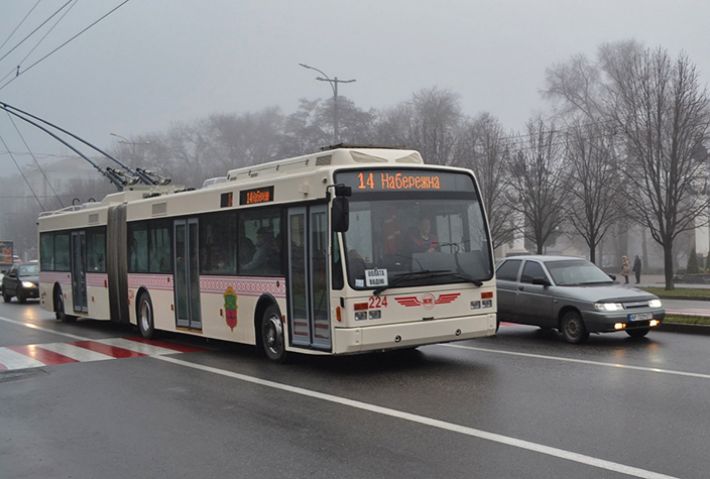 Как будет работать общественный транспорт 31 января в Запорожье