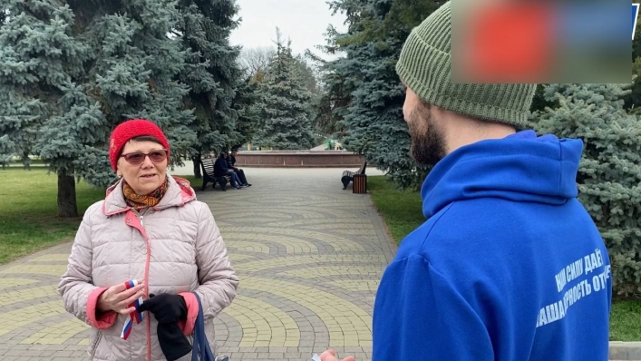 Рашисти намагаються "нагодувати" мелітопольських пенсіонерів своїм патріотизмом 2