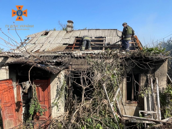 Рятувальники ліквідували пожежі на територіях приватних домоволодінь, в шести житлових будинках, чотирьох господарчих спорудах