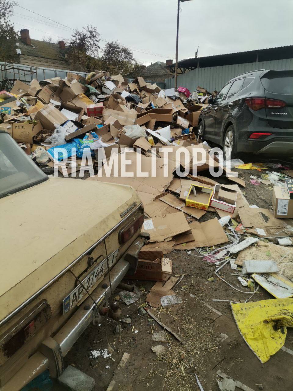 В Мелитополе соседи пишут доносы в комендатуру на тех, кто самостоятельно утилизирует мусор 2