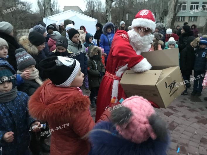 Ностальгічні відео та фото – як жителі Мелітополя різдво в мирному Мелітополі відзначали 3