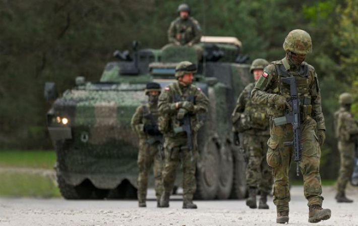 В Польше вводили "повышенные меры безопасности" из-за утренней атаки РФ по Украине