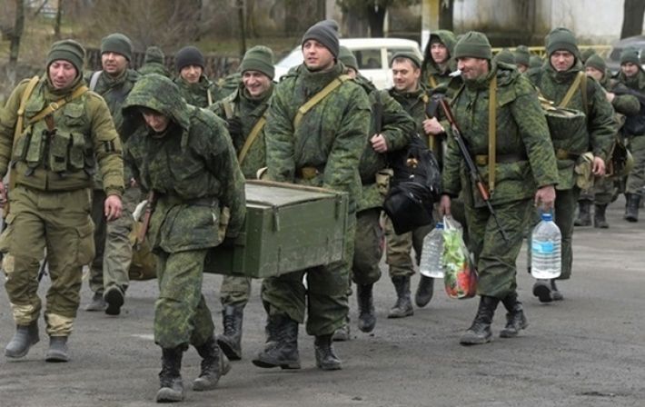 Срок контракту не помеха: оккупанты в Мелитополе готовятся набирать в армию иностранцев с судимостью
