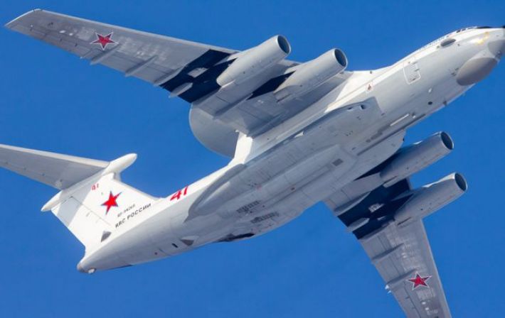 Военные показали видео последнего полета самолета А-50 РФ