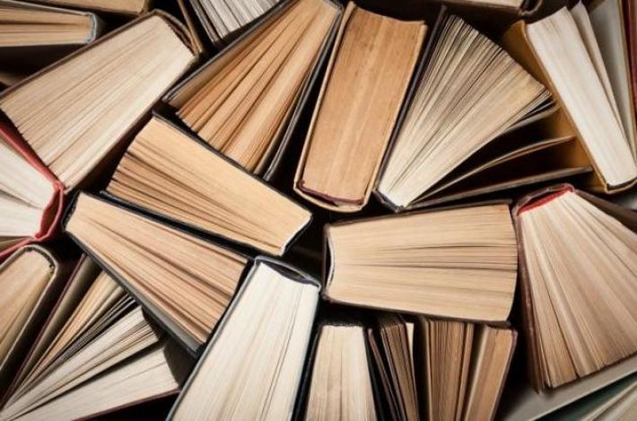 Оккупанты лишили бердянцев возможности читать достойную литературу - в городе закрылись все книжные магазины