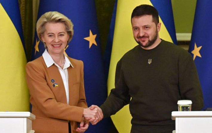 ЕС разрабатывает новый план для увеличения военной помощи Украине: о какой сумме идет речь