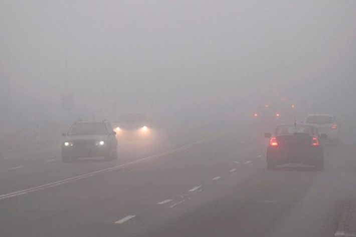 В Запорожской области ожидается сильный туман - предупреждение для водителей