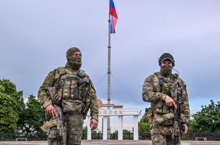В Мелитополе оккупанты одно за другим запускают «военные» производства - СРОК