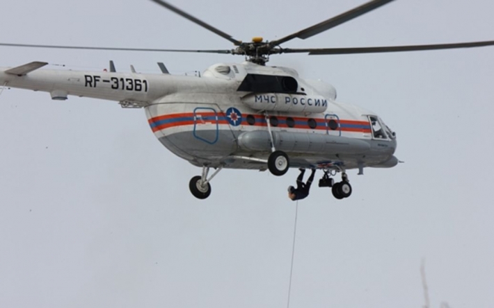Аварийный маяк не срабатывает: в России пропал вертолет МЧС Ми-8