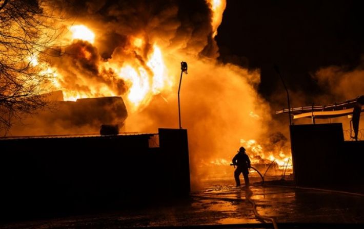 После атаки россиян: в Харькове проверят все АЗС и нефтебазы
