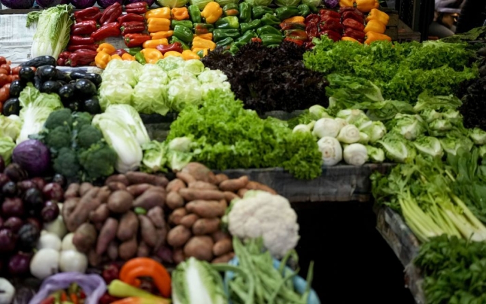 Цены на овощи идут на рекорд: украинцам объяснили, почему дорожают продукты и что будет дальше