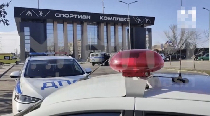 В спортшколе Мелитополя, где произошел взрыв, оккупанты хранили оружие  - версия пропагандистов путина (видео)