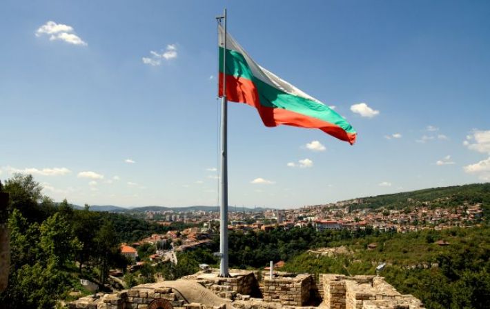 Болгария задерживает отправку 100 бронетранспортеров Украине: в чем причина