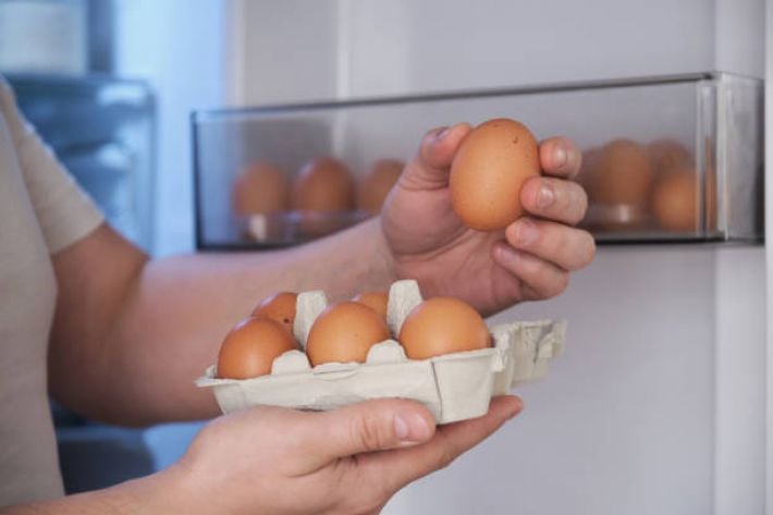 Правда ли мытье куриных яиц делает их более безопасными для потребления: ответ знают не все