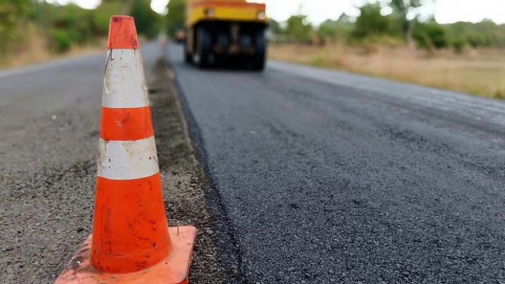 В Запорожье предлагают дополнительно направить на ремонт дорог 75 миллионов гривен