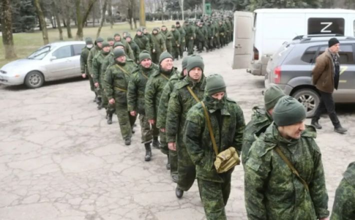 Мелитопольцев после псевдо-выборов ждет мобилизация в ряды вражеской армии – появился документ (фото)