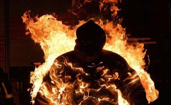 В Мелитопольском районе мужчина заживо сжег свою мать