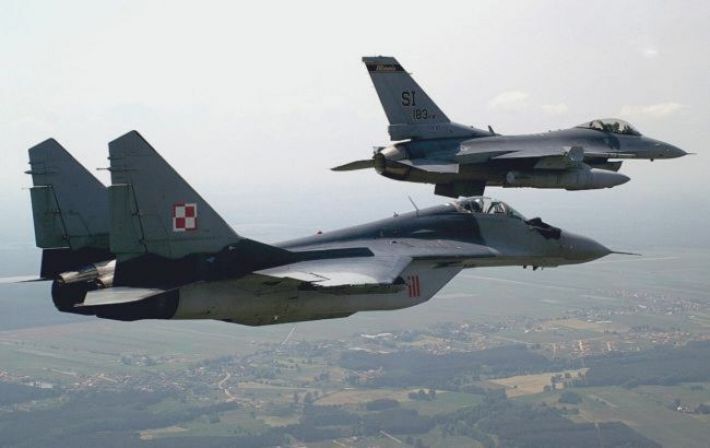 В Польше подняли авиацию из-за ракетной атаки по Украине