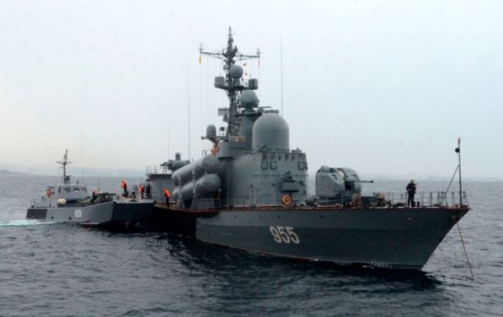 Росія вивела у Чорне море ракетоносії з "Калібрами"
