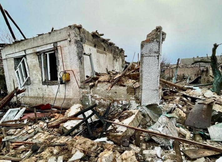 Дві жінки поранені в наслідок нічної атаки Запоріжжя безпілотниками – зруйновані будинки (фото)