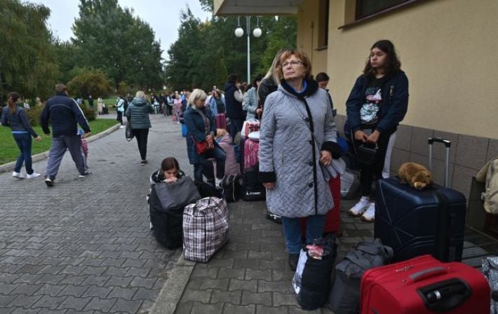 Почему украинские беженцы возвращаются из-за границы: исследование