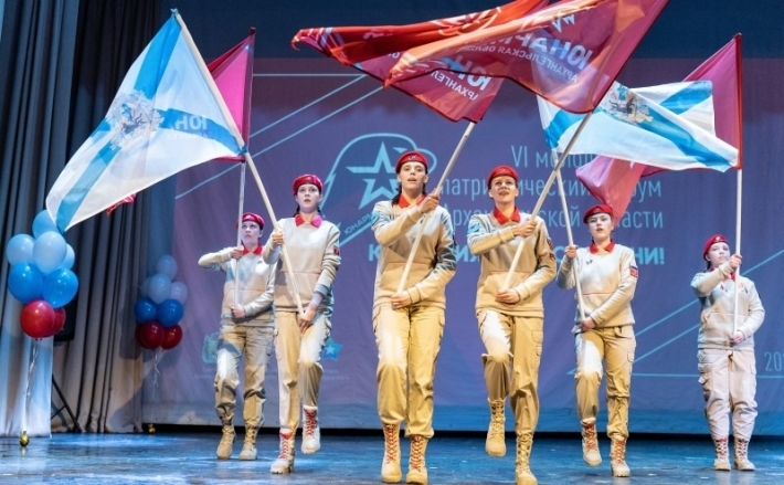Тур на болота – рашисты отправили мелитопольских “красных шапочек” в Архангельск (видео)