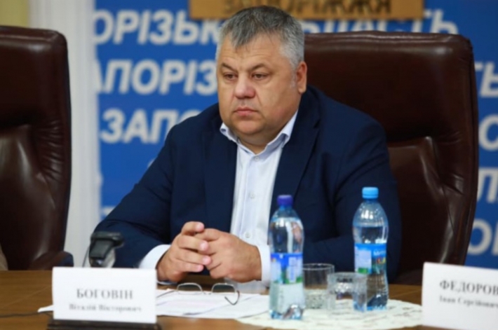В Запорожье депутата Виталия Боговина лишили полномочий за переезд в Болгарию