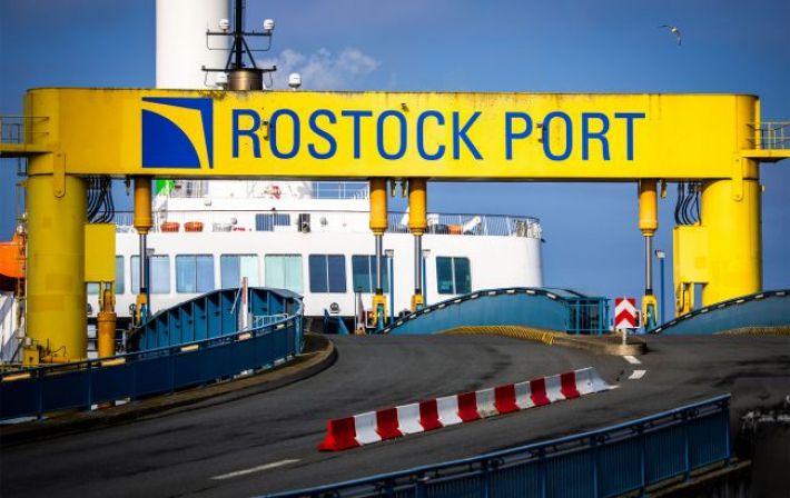 В Германии задержали судно из РФ с подсанкционными товарами, - СМИ