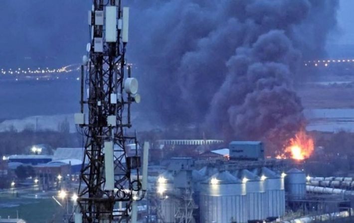 У Ростові сталася пожежа на зерновому терміналі