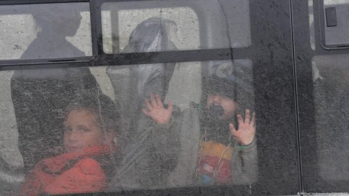 Окупанти у Мелітополі приготували лазівку у законі, щоб вивозити українських дітей до Росії