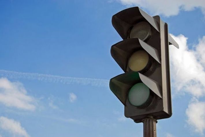 В оккупированном Мелитополе не работает светофор на аварийном перекрестке
