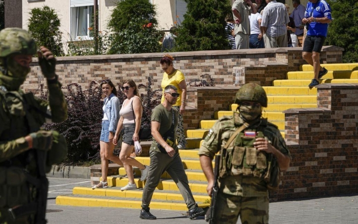 В Мелитополе и районе оккупанты начали перепись населения – готовятся к мобилизации (фото)