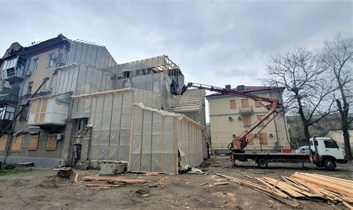 Жители Запорожья, чье жилье было разрушено вражескими обстрелами, получат более 9 млн. гривен компенсации