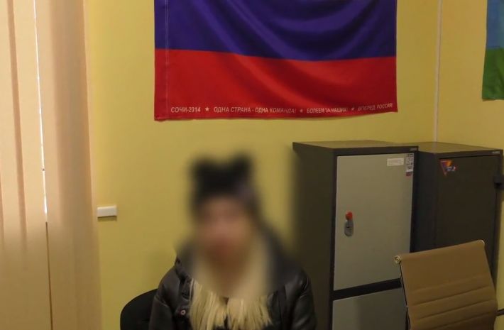 Оккупанты продолжают депортацию неугодных - из Мелитополя выдворили молодую девушку (видео)