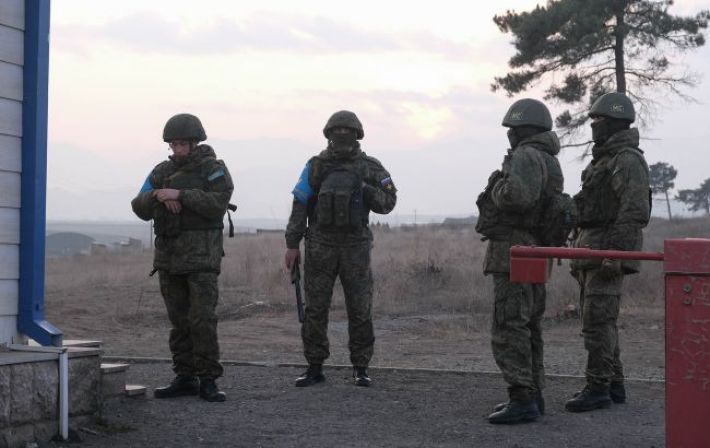 Россия начала выводить "миротворцев" из Карабаха, - СМИ